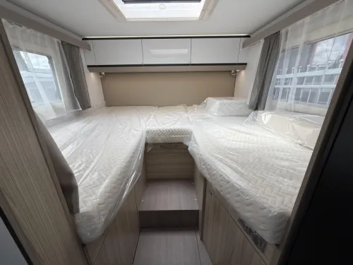 Adria Compact Supreme DL Face-to-face - Automatik Foto: 2