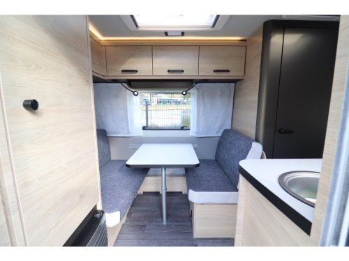 Weinsberg CaraOne 420 QD Modell 2026 Querbett 887 Foto: 6