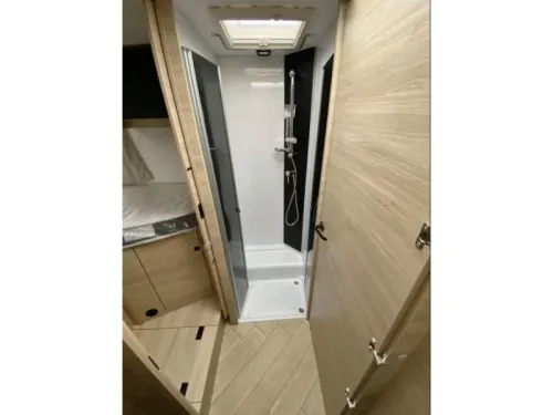 Chausson 777 Premium Etappe Line 8 speed auto. photo: 15