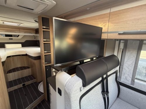 Knaus 700 MEG Sky Ti 8T-Automaat Einzelbetten 2X Airco Anh&auml;ngerkupplung Foto: 14