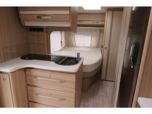Fendt Bianco Activ 495 SFE Spacious Caravan photo: 8