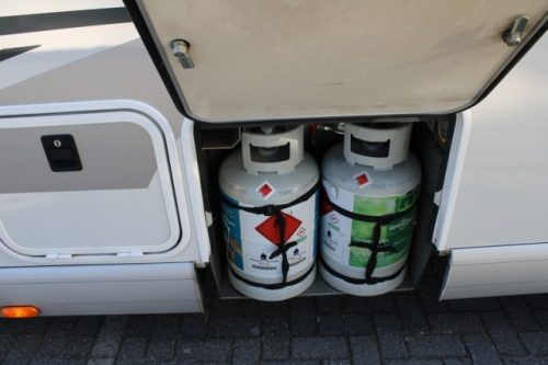 Carthago Chic C Line I 5.0 1. Besitzer Fiat 3.0 Liter 160 PS 4250 kg Chassis Einzelbetten 5 Sitzpl&auml;tze (122 Foto: 5