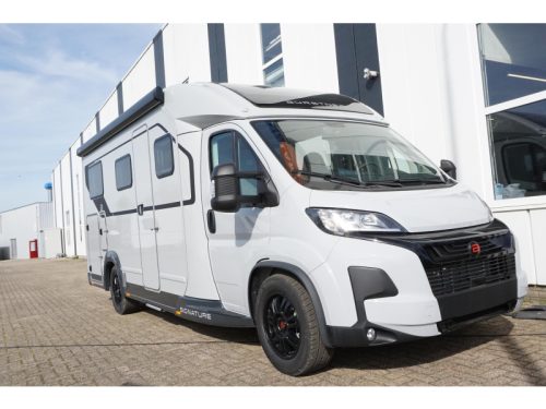B&uuml;rstner Signature SFT 7.0 180 PS - 4500 kg Automatik Foto: 2