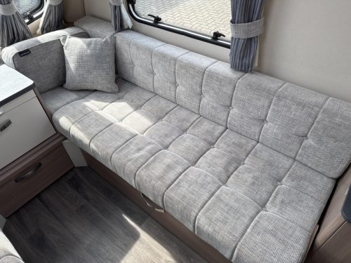 Sprite Mondial 370 EK Thule Kassettenmarkise Foto: 3