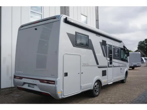 Adria Sonic Supreme 700 DL Automatik 180 PS Foto: 3
