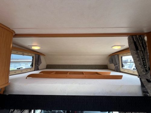 Eura Mobil A635ls Aut. Alcove 2x Airco Cruise 5 sleeping places. Solar panel. CarPlay photo: 20