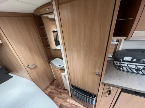 Knaus Sudwind 500 FDK Auvent Unico, Moustiquaire de porte, photo : 12