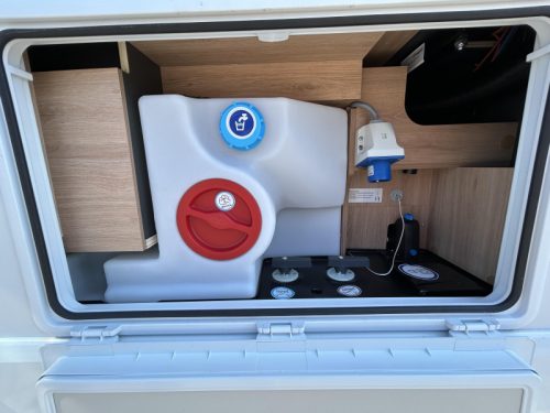 Knaus L!ve I 700 MEG Modern A-class photo: 4