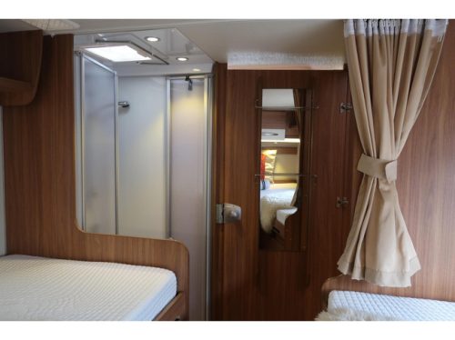 Carado T447 | Enkele bedden + Hefbed | Navi / Camera | Schotel | Zonnepaneel Carado T447 EURO6 | Enkele bedden + Hefbed | NAVI | Lichtm foto: 12