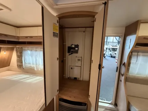 Hobby De Luxe 460 UFE Rangierhilfe / Kassettenmarkise  foto: 18