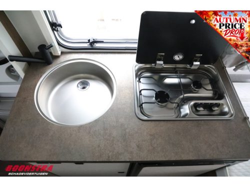 Eriba Touring 430 **NEW/NEU** Awning Transverse bed LMV photo: 19