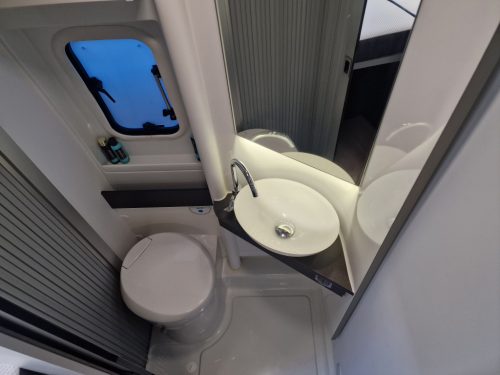 Adria 600 SPB Foto: 11