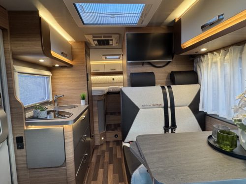 Weinsberg CaraCompact Pepper Edition 600 MEG 140 hp Euro 6 Fiat Ducato 8 **Single beds/Bike rack/Lithium/Inverter/2x Smart TV/Navi/C photo: 9