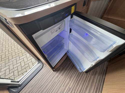Sun Living Lido 45 M-SL Einzelbetten, Hubdach Foto: 11