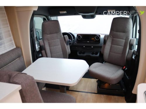 Hymer BMC-T 580 177hp Automatic | 1st Owner | Inverter | Single Beds | 2nd Leisure Battery | Solar Panels | Hymer SLC Chassis | photo: 8