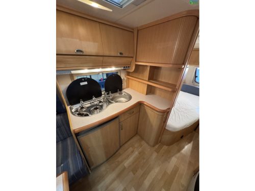 Hobby De Luxe Easy 460UFe photo: 16