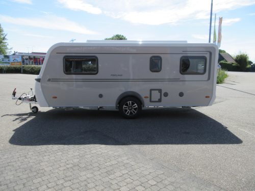 Eriba Feeling 470 COMPACT SINGLE BEDS!! photo: 18