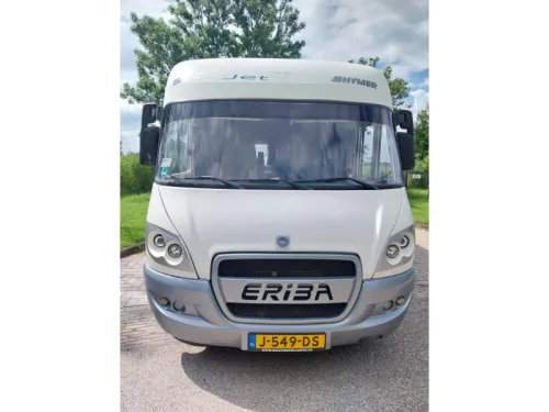 Hymer Eriba mit 44497 km und Dachklimaanlage Foto: 17
