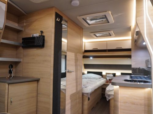 Knaus Sudwind Black Selection 460 EU EINZELBETTEN Foto: 15