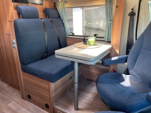 Weinsberg Caracompact R57 Airco Cruise Single beds Solar. CarPlay photo: 15