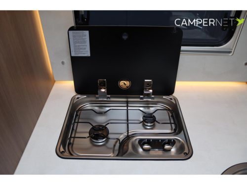 Carado T447 140hp Automatic | Pro+ Package | Pop-up bed | Single beds | Separate shower | Awning | New from stock available | photo: 14