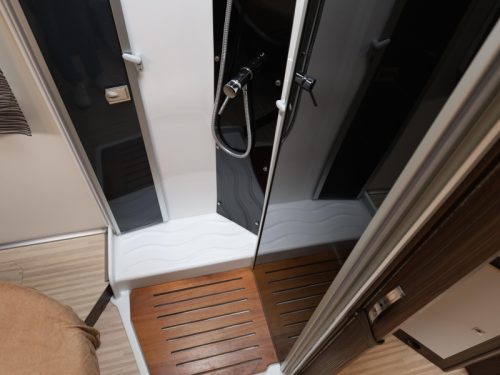 Benimar Tessoro 495 QUEENSBED + POP-TOP ROOF  photo: 11