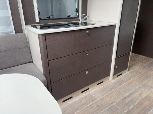 Dethleffs C'Go 495 FR Mover/Vorzelt Foto: 5