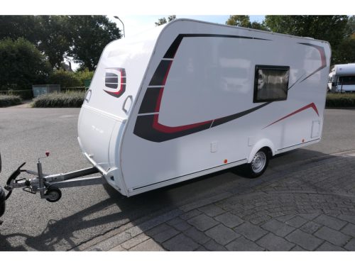 Sterckeman Easy Comfort 420 CP awning and bike rack photo: 4