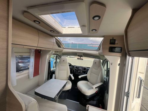 Rapido C50 L=6,59m + Queensbett Foto: 8