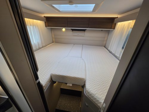 Adria Compact Supreme DL photo: 15