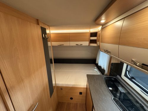Knaus Sudwind Silver Selection 420 QD luifel - fietsdrager  foto: 16