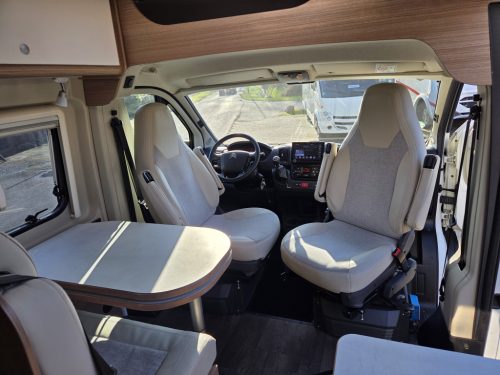 Carado V640 160hp 2019 single beds photo: 9