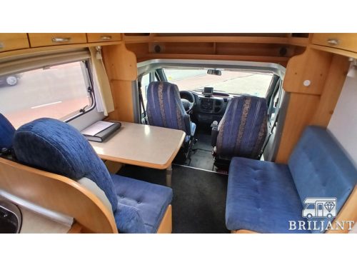 LMC LIBERTY 688 TI AUTOMAAT/Querbett Foto: 7