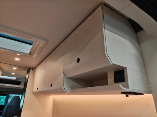 tourne mobil 6.4 Select 2.2 BlueHDI 180PK Automaat - ALL SEASON photo: 7