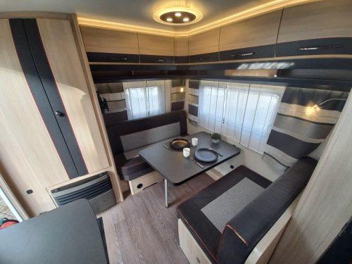 Hobby De Luxe Edition 440 SF Vorzelt Unico-Mover-etc Foto: 6