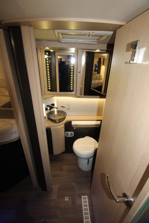 Autostar i 730 LJ Prestige design edition photo: 12