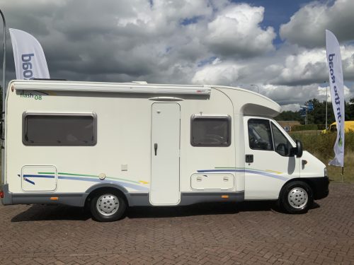 Chausson Trigano Flash 08 2.3 128 hp French bed, side bench, half-dinette, Swivel seats, very neat condition Year of manufacture 2006 Motorhome centrum on the road Marum photo: 34