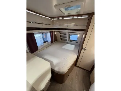 Hobby Excellent 560 KMFE Incl. Awning and Mover photo: 18