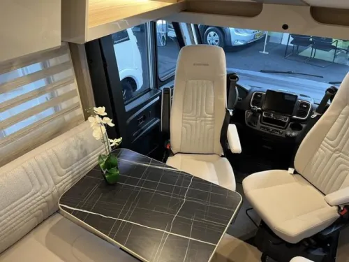 B&uuml;rstner Lyseo I 726 G B&uuml;rstner Lyseo I 726G -Pop-top roof-Automatic  photo: 11