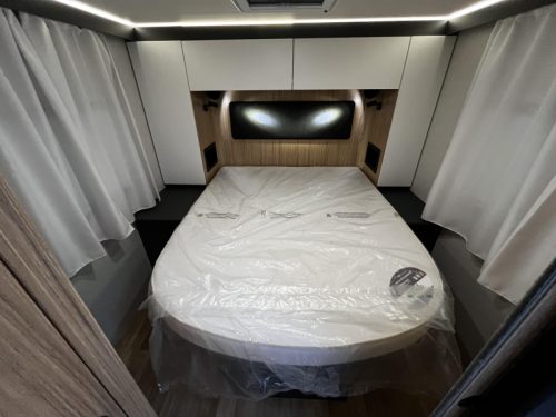 Camping-car Pilote G 740 FC Int&eacute;gral, 2027 photo : 7