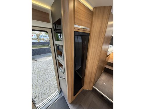 Adria Coral XL Plus 670 SL - FAMILIENWOHNMOBIL  Foto: 17