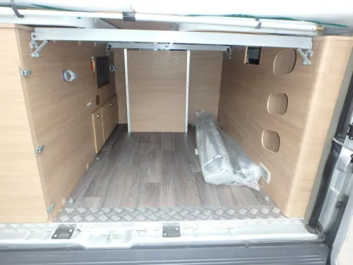 Adria Twin Platinum 640 SLX photo: 8