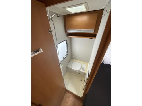Dethleffs Camper Lifestyle 450 DB ALDE-Toldo-MUY CUIDADO foto: 9