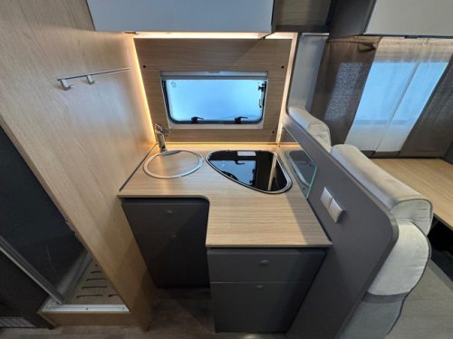 LMC T 730 Tourer Lift photo: 23