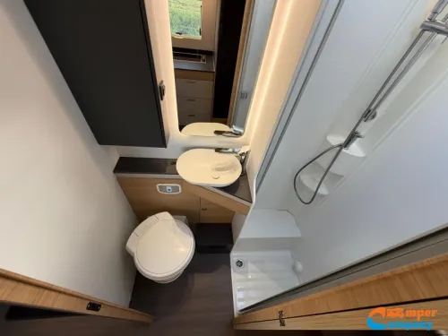 Adria Coral XL Plus 660 SL L&auml;ngsbetten | Automatik  Foto: 18