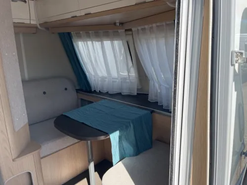 Eriba Touring Triton 430 60 Edition Awning/mover photo: 2