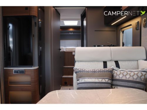 Hymer BMC-I 680 170pk Automaat | Facelift! | Hefbed | Alde | Lithium | Lengtebedden | Stoelverwarming | Gescheiden douche | SLC Chassi foto: 10