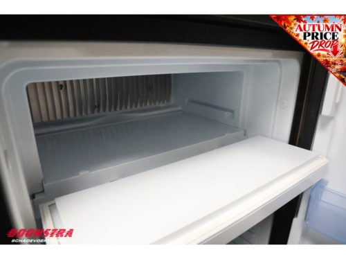 Knaus Sport 450 FU Middenkeuken Rondzit foto: 20