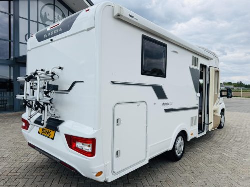 Adria Matrix Plus 670 DC Queensbed Hubbett Wechselrichter Foto: 8