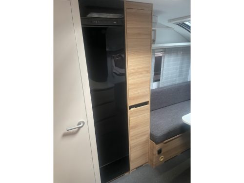 Adria Action Sport 391 LH photo: 5